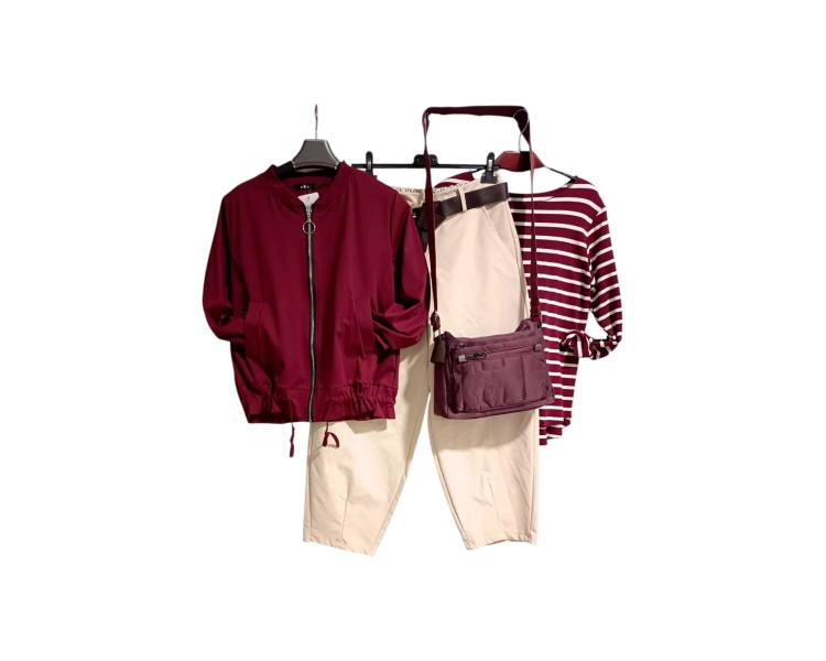 Conjunto granate y arena