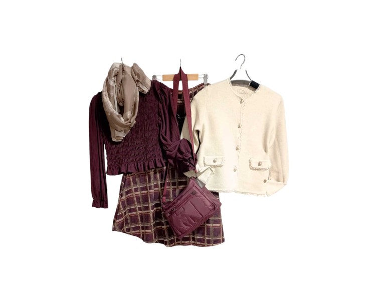 Conjunto arena y granate
